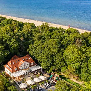 3* Bed & Breakfast Dworek Admiral